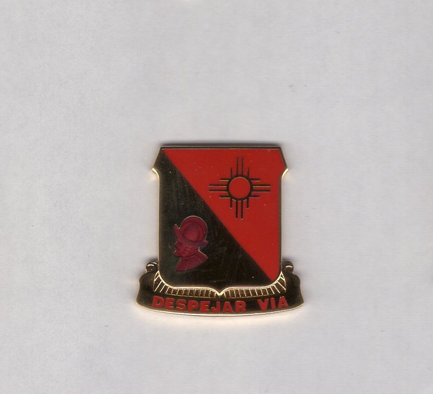 US Army 202nd Field Artillery FA crest DUI clutchback c/b badge P-23