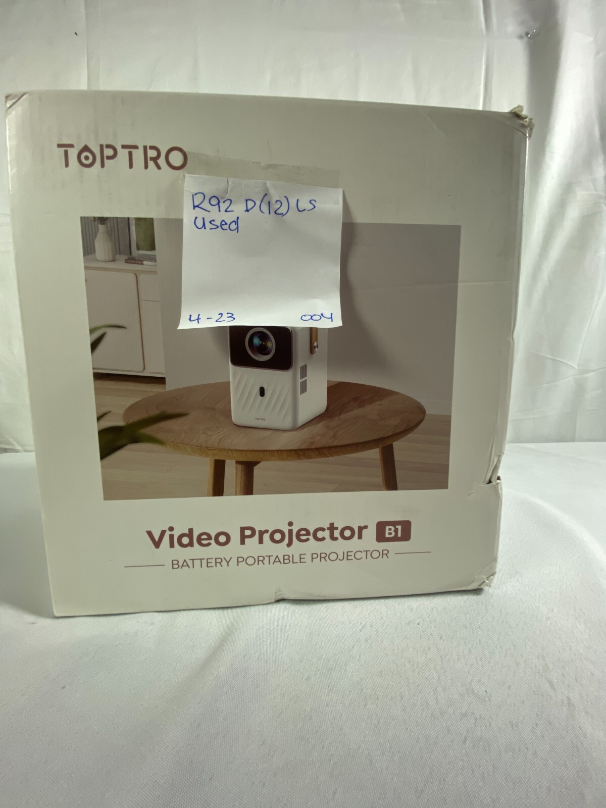 Toptro B1 White Portable HDMI Standard Battery Video Projector