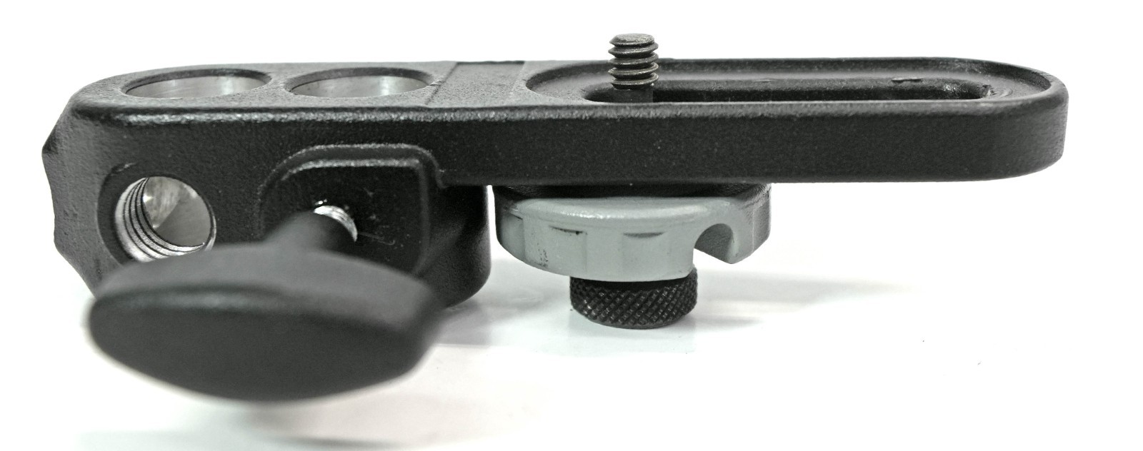 MANFROTTO #155 UNIVERSAL CAMERA MOUNTING BRACKET