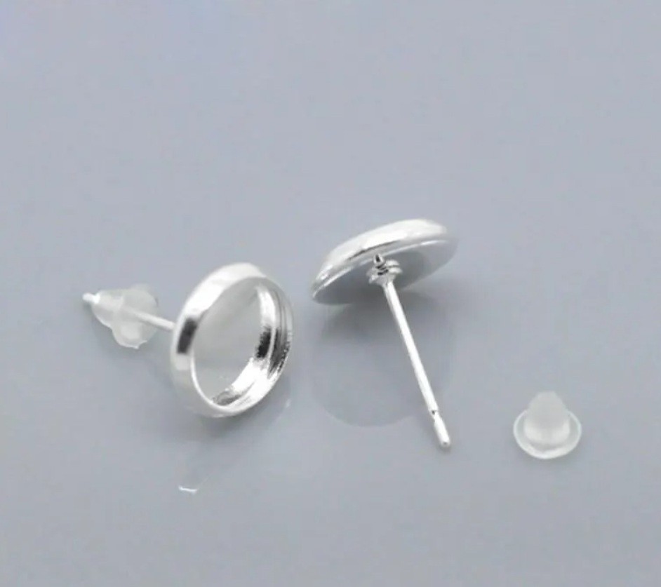 10 pcs. Silver Plated Earring Posts Settings Bezels Cabochons Tacks-6mm Glue Pad