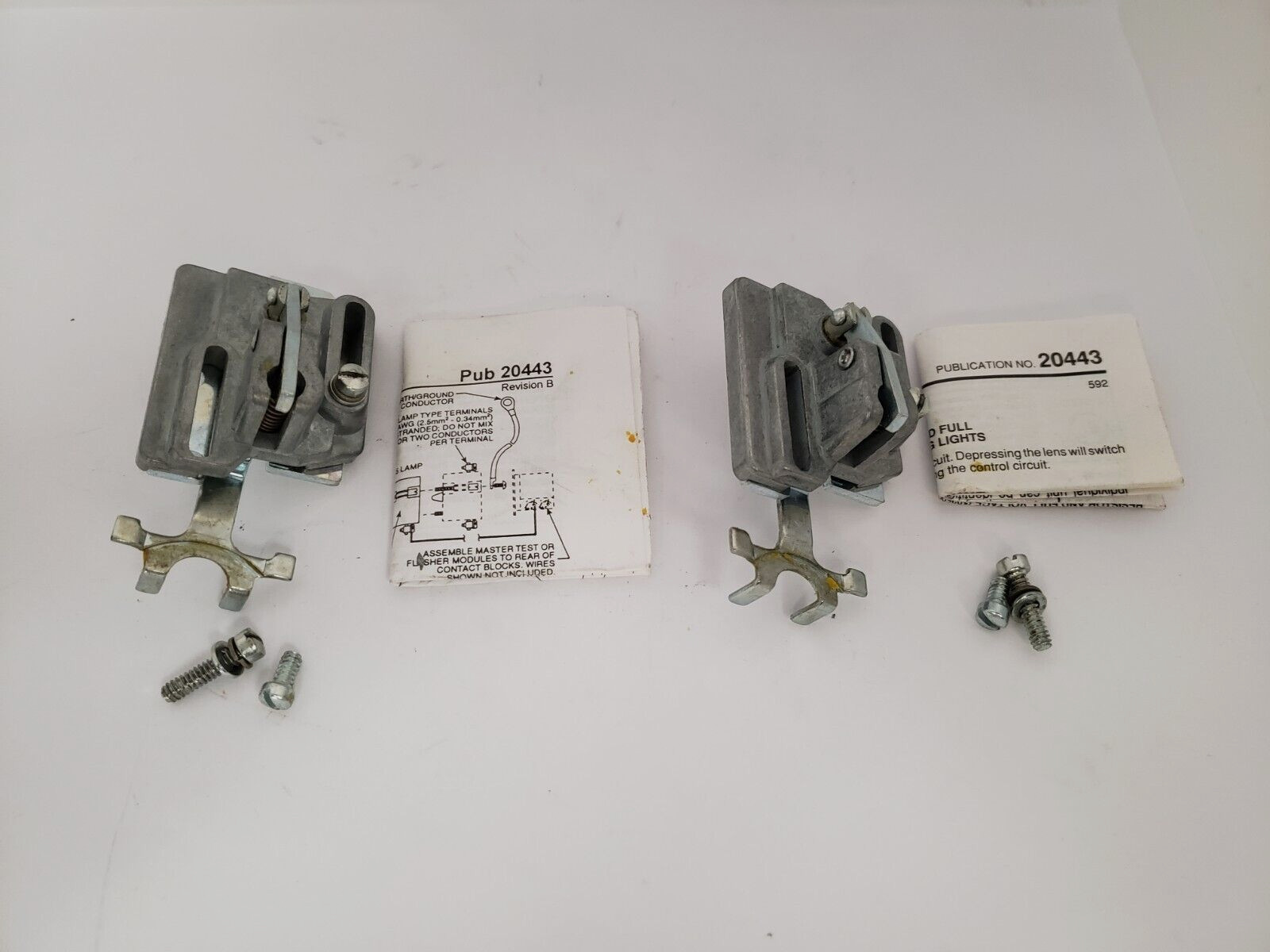 CUTLER HAMMER 10250TA1 MAINTAINED CONTACT ATTACHMENT (LOT OF 2) NNB
