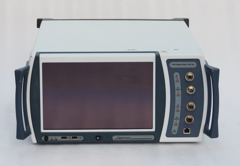 AEROFLEX MODEL 7100 DIGITAL RADIO TEST SET FOR LTE FDD & TDD SIGNALING EMULATION