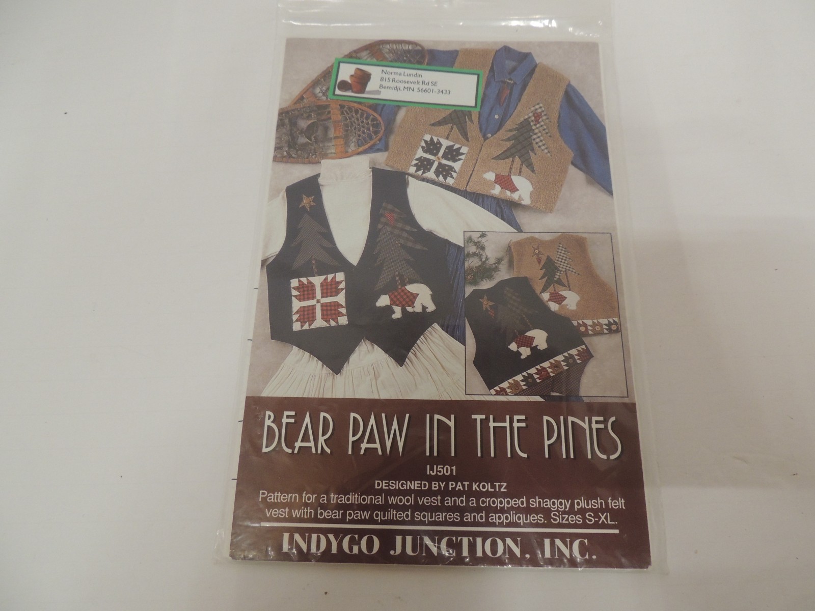 Bear Paw in The Pines, Vests Pattern