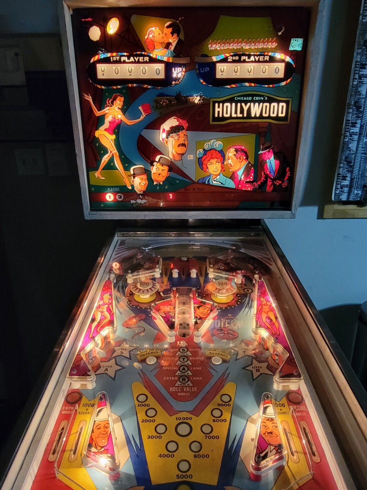 1976 Chicago coin Hollywood pinball machine very rare