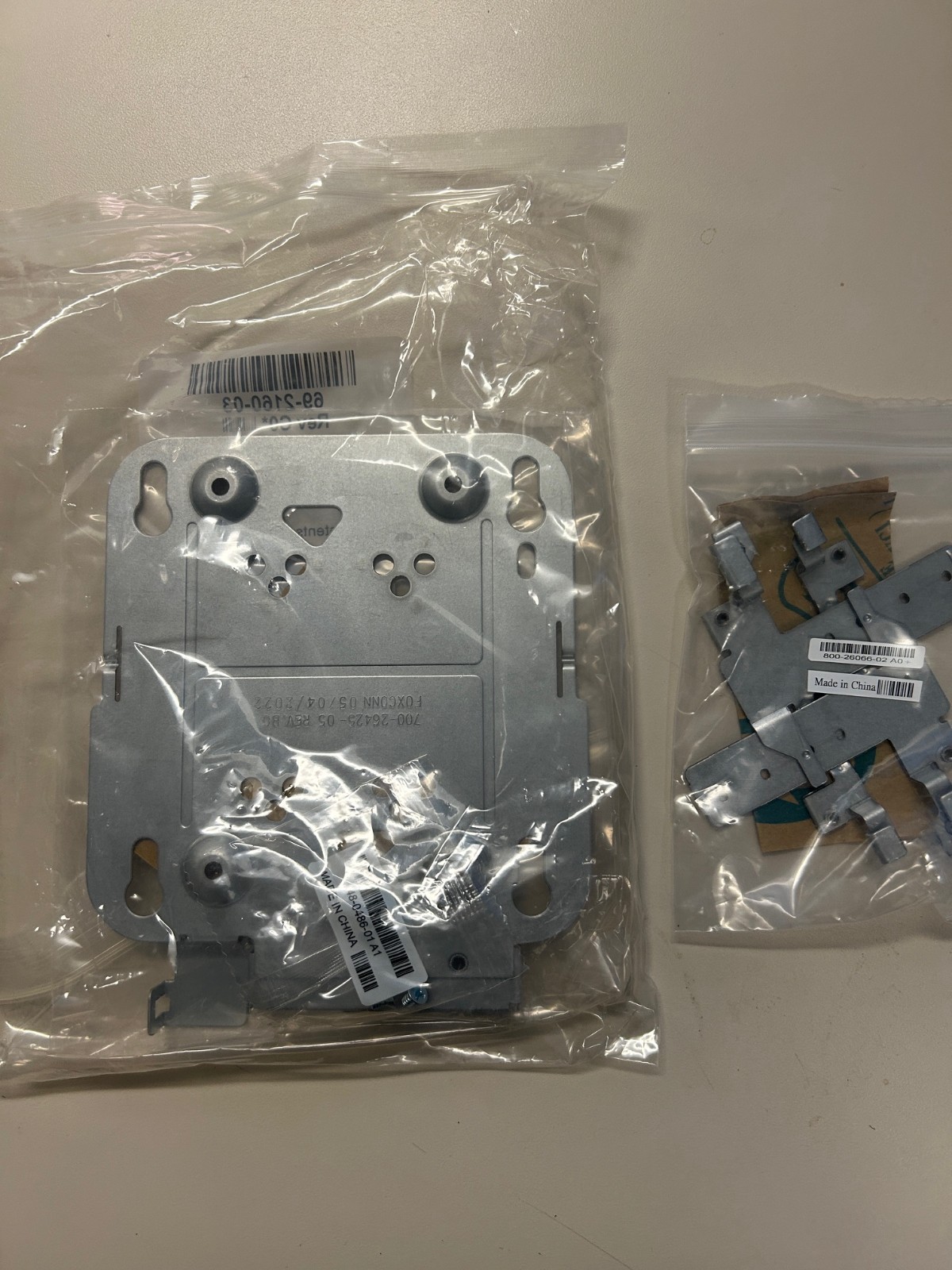 69-2160-04 B0 & 800-26066-03 B0+  Cisco AP Ceiling Mount Bracket + Ceiling Clip