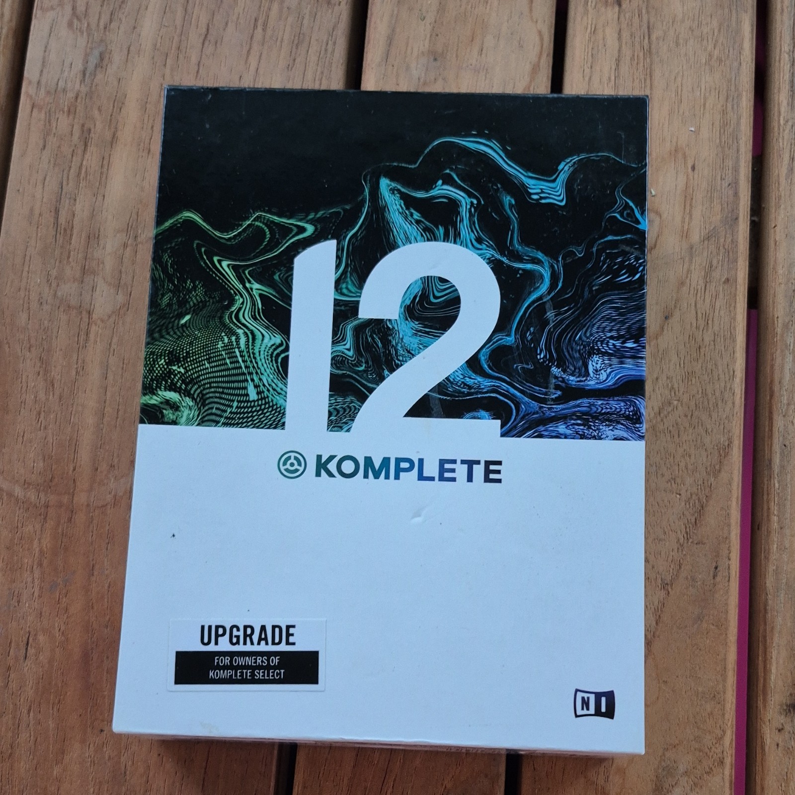 Native Instruments Komplete 12 Upgrade for Komplete Select USB Windows/Mac