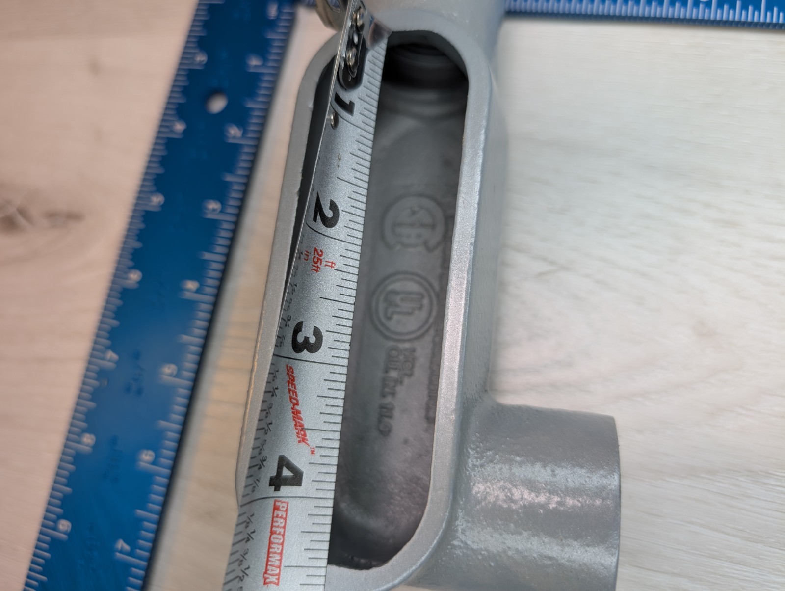 NEW! Killark LR37 Rain Tight Duraloy 1" Conduit Body Iron