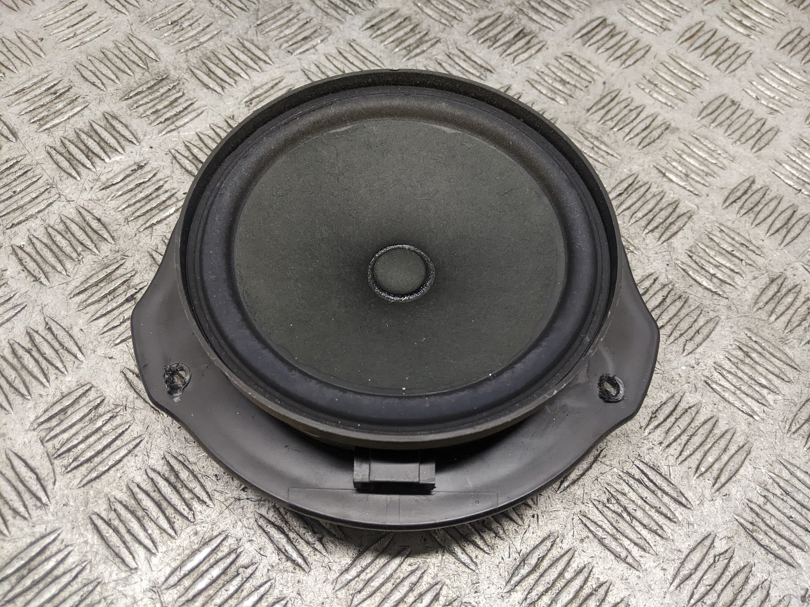 Mercedes C200 Cdi S204 2010-2014 Door Speaker (o/s Front Driver)