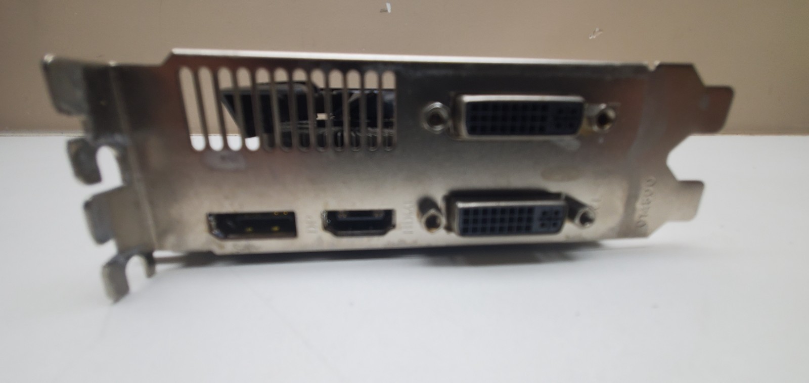 Gigabyte B450M DS3H w/AMD Ryzen 3 1200 CPU & Vapor-X Radeon HD 5770 1GB DDR5 GPU