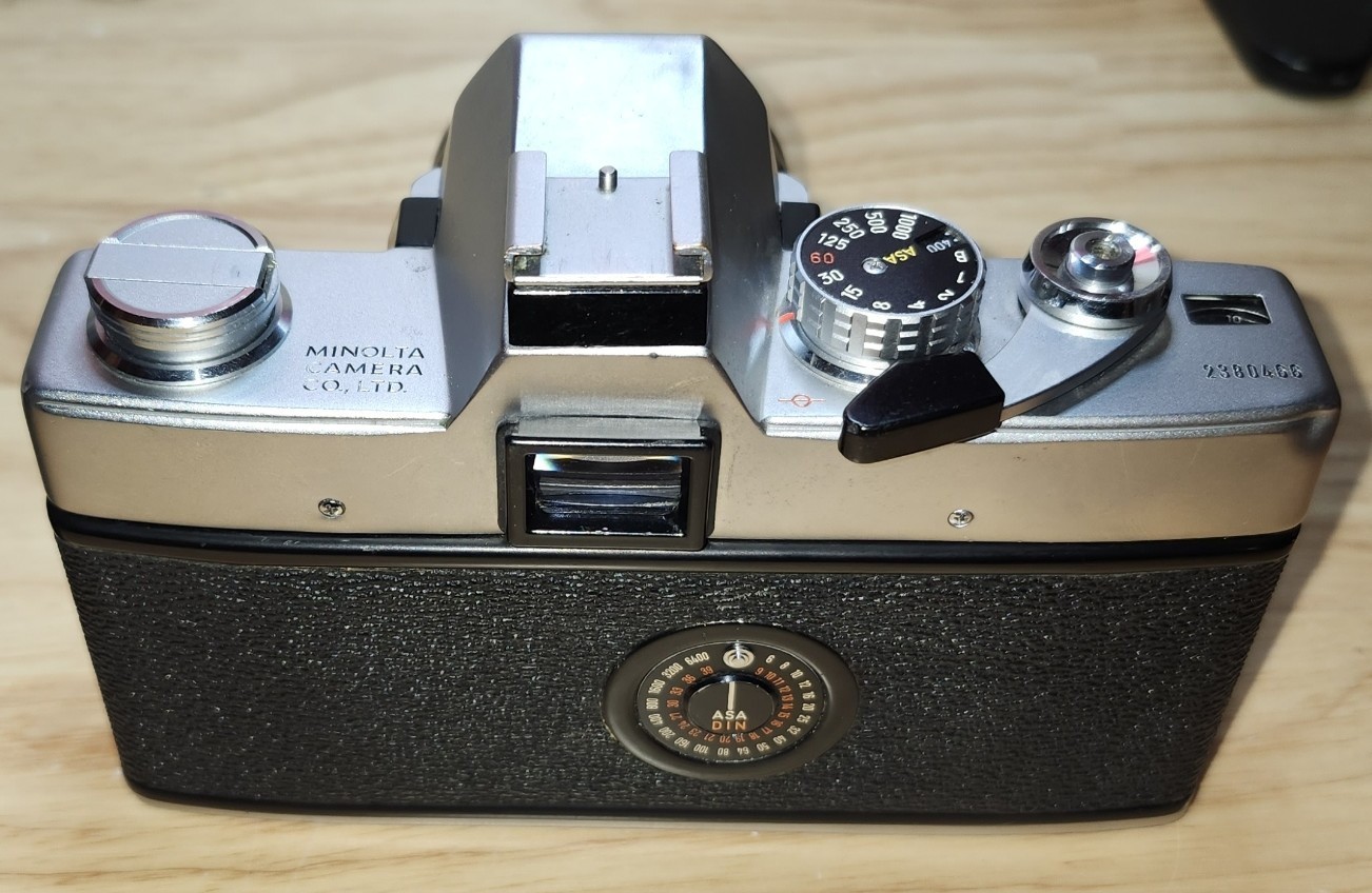 Camera & Accessory Lot - Minolta SRT 101 / Ricoh KR-10