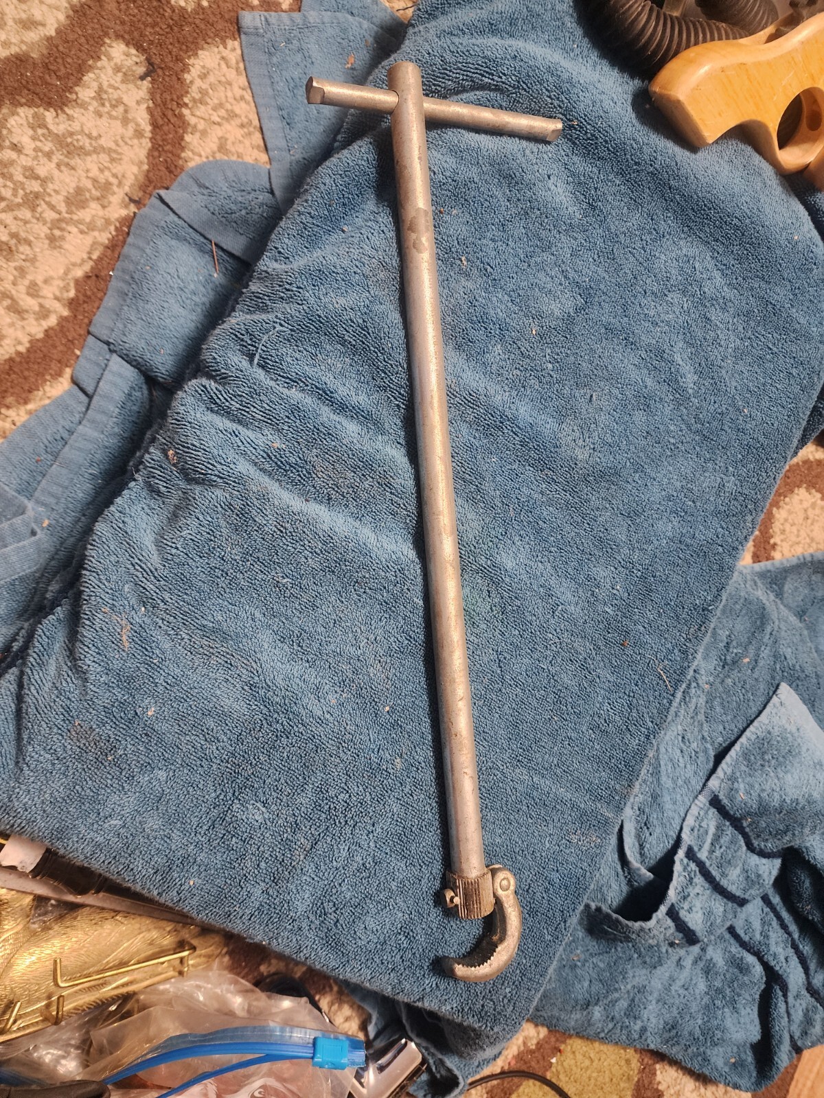 Vintage Covers Co. Basin Tool Wrench w/ Reversible Swivel Jaw 15 1/2" Handle