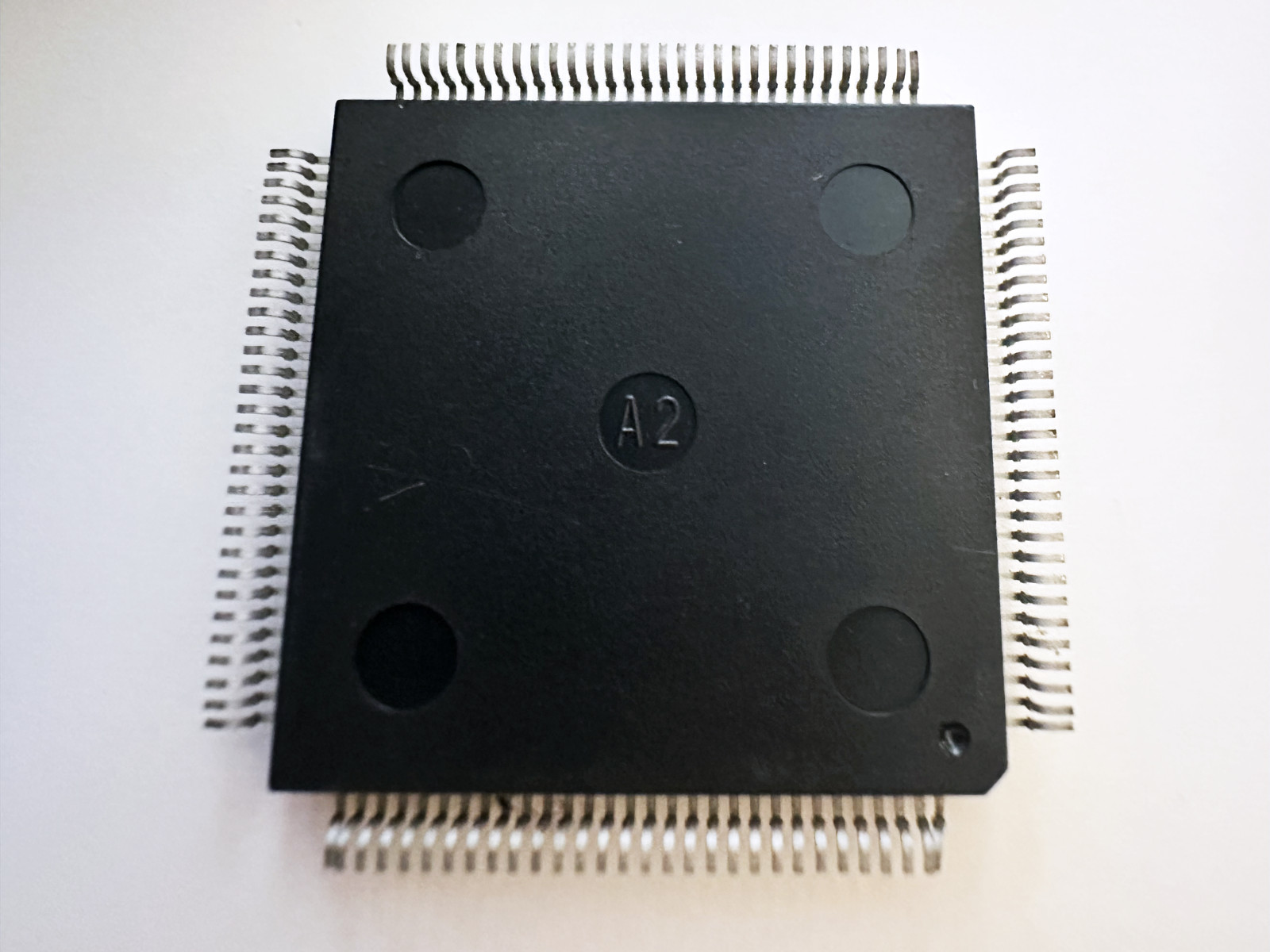 MB653131U Fujitsu IC Custom QFP-120