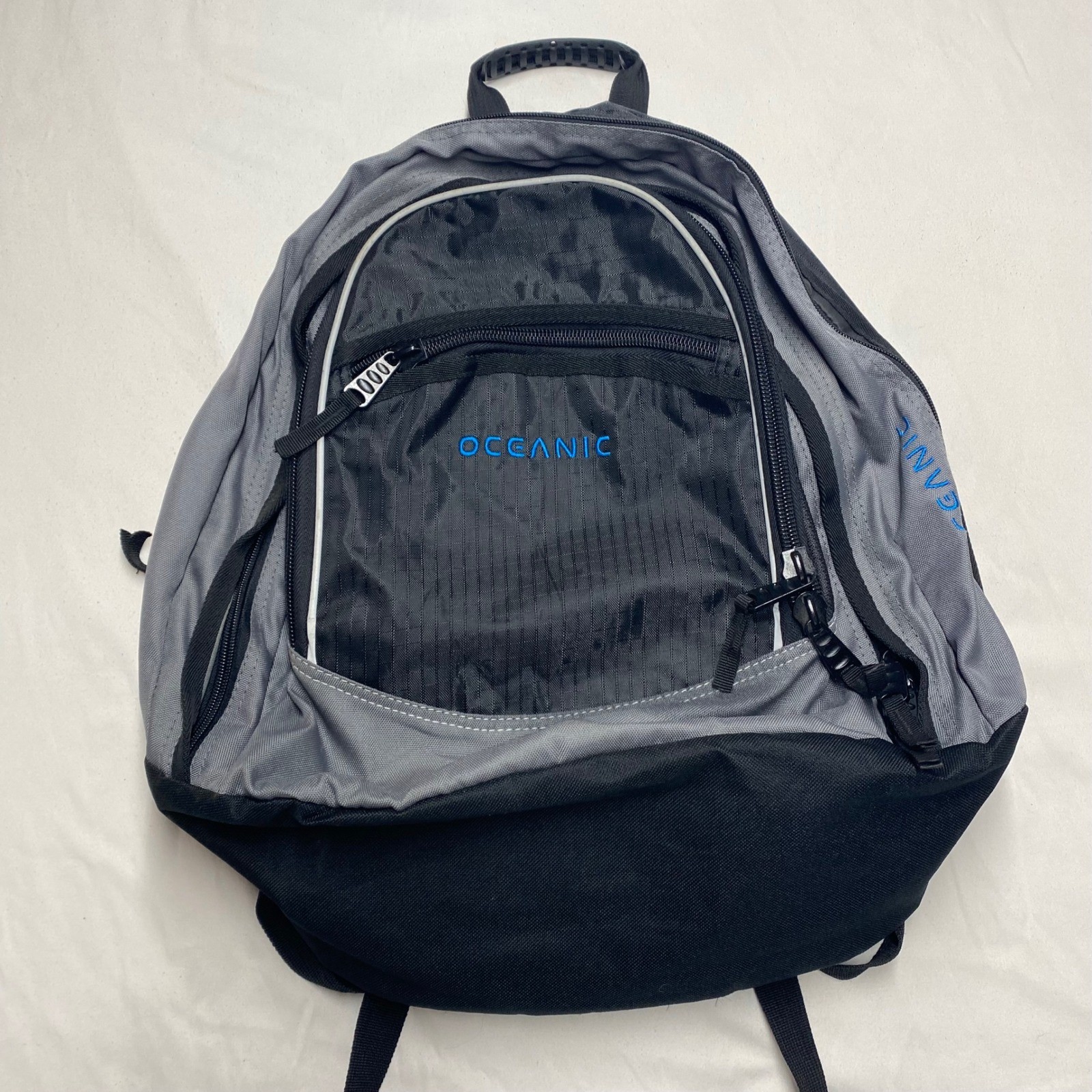 Oceanic Scuba Diving Backpack Black Gray Laptop Sleeve Padded Straps 19 Inch