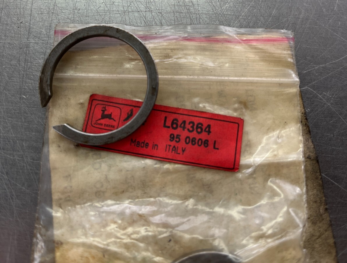 L64364 Genuine OEM John Deere SNAP RING