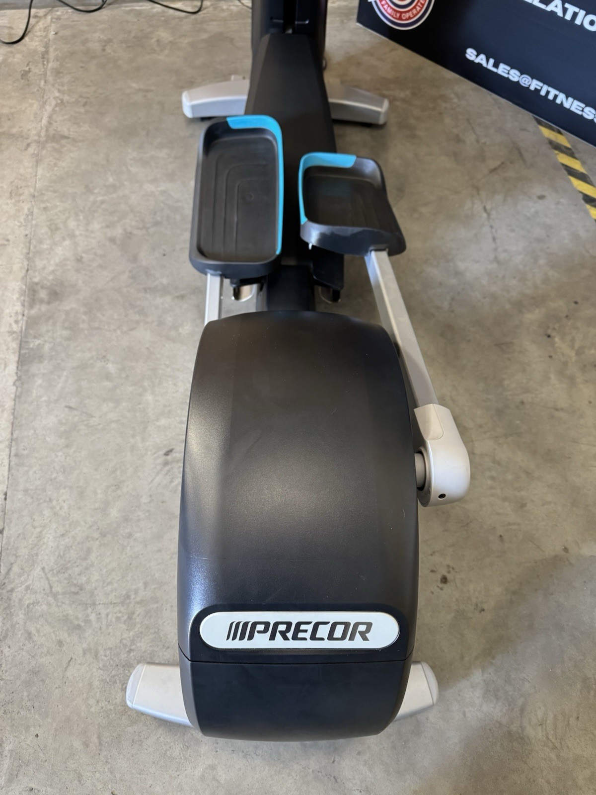 Precor EFX 883 Lower Body Elliptical P82 Console