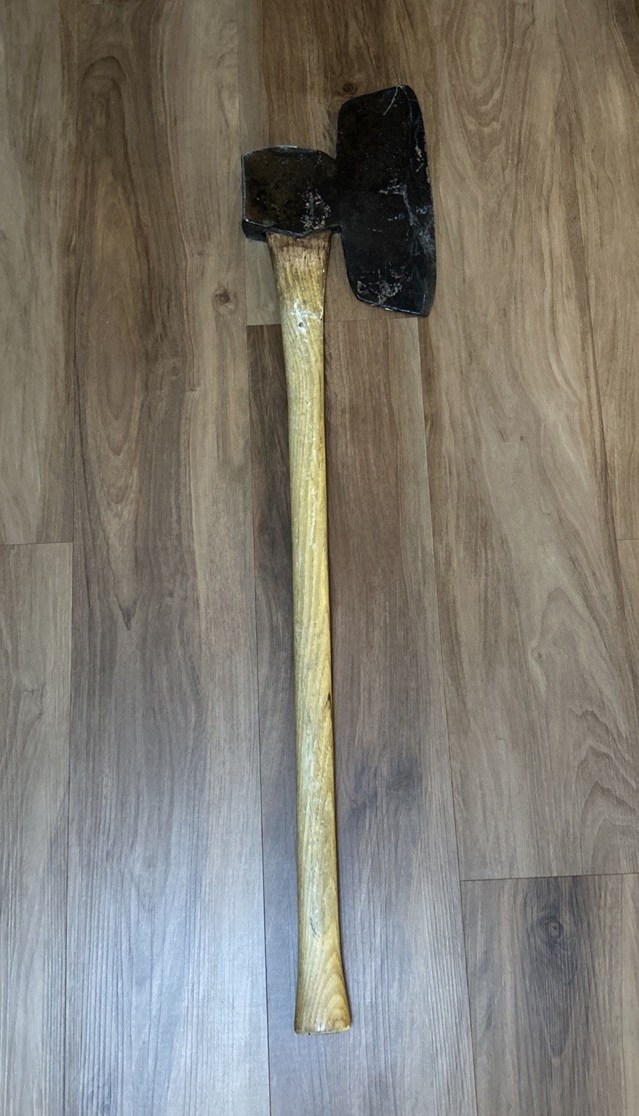 VINTAGE Hatchet AXE Hewing Broad Head Blade Axe Tool 37.5” Handle