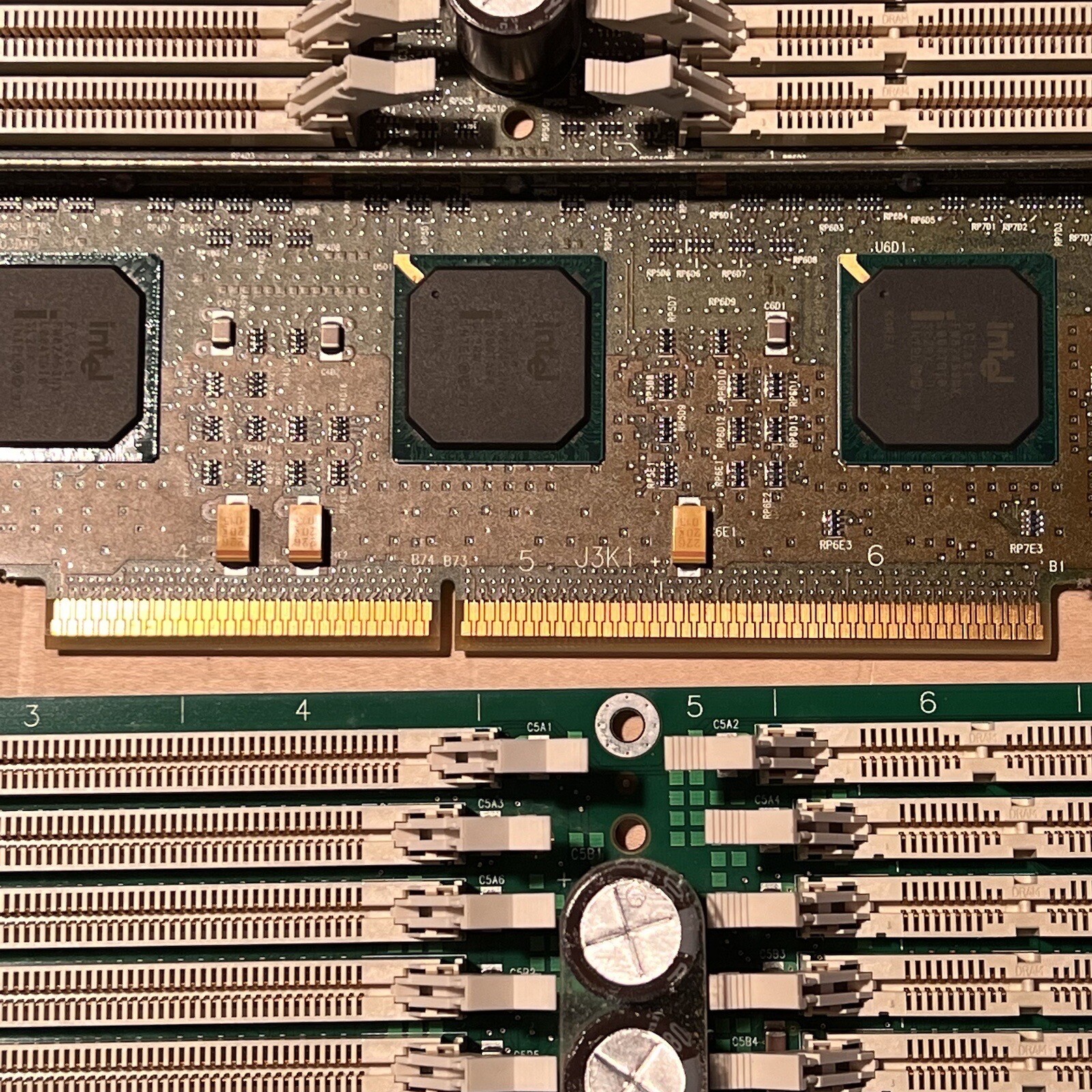 Vintage Intel Sitka Cabrillo SGI Quad Xeon Server Local Bus Memory Riser Card