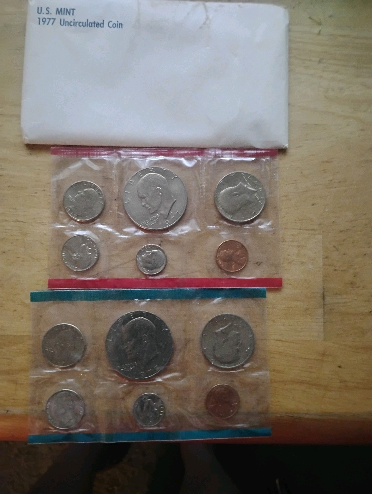 1977 P&D Mint Set with 12 Uncirculated US Coins & Original Government Packaging