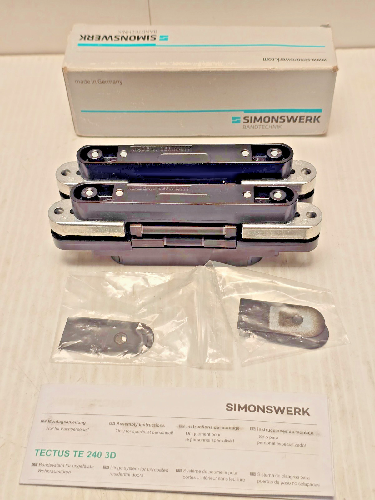 Simonswerk Tectus TE 240 3D  - (Pair) Ral 9005 MATT BLACK, NEW in box