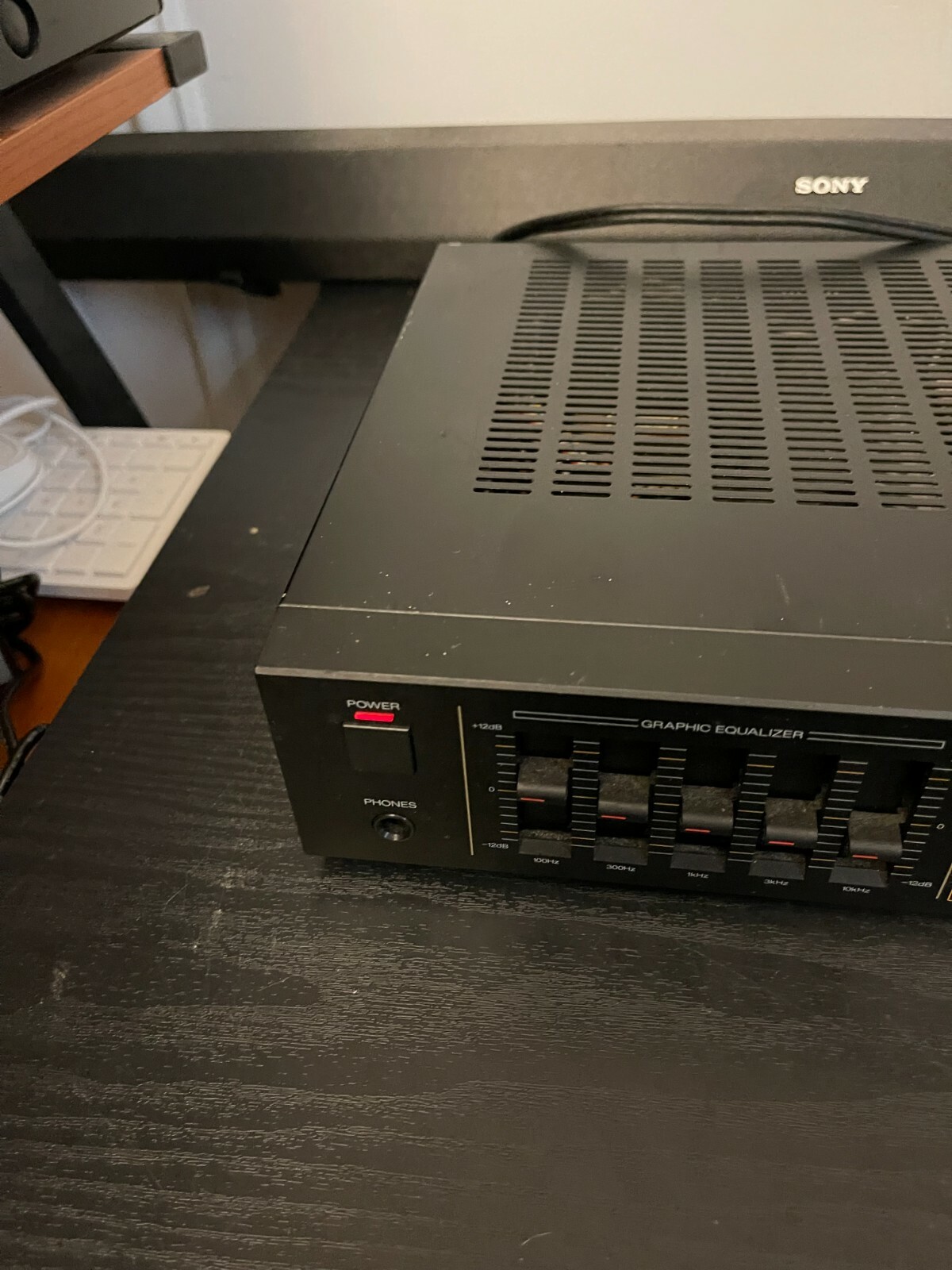 Sansui AV-C10 Audio Video Center Display Model unit