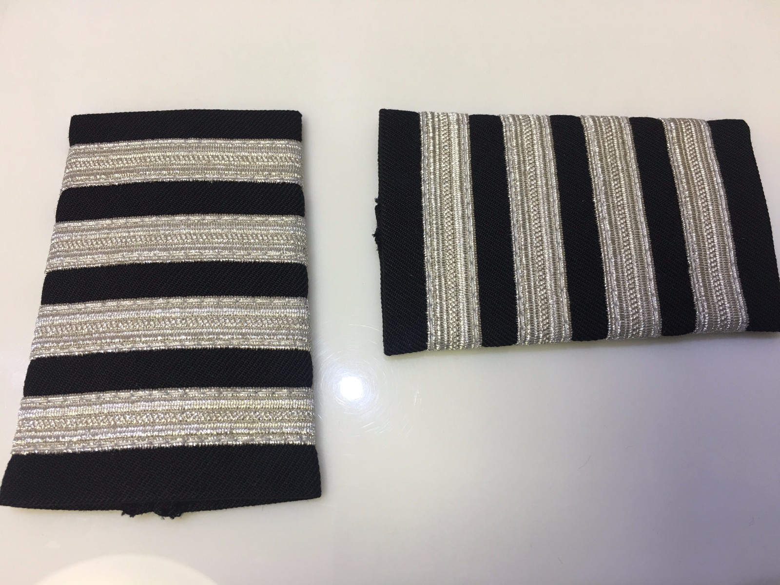 AIRLINES CAPTAIN EPAULETS SLIDERS  4  SILVER on  BLACK by WORLD PILOT SUPPLIES