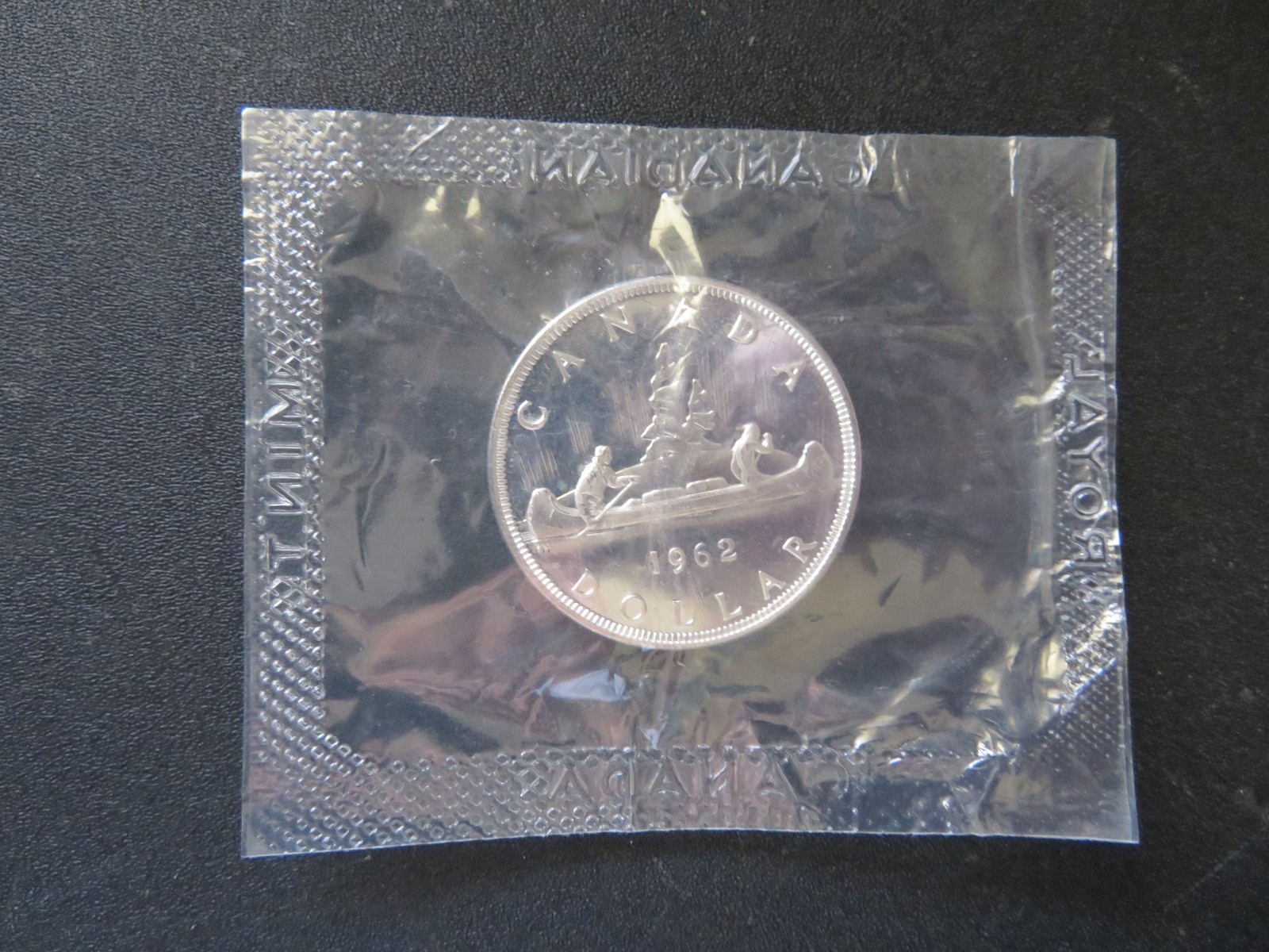 1962 uncirculated Canadian Canada Silver Dollar Coin Cellophane Sealed