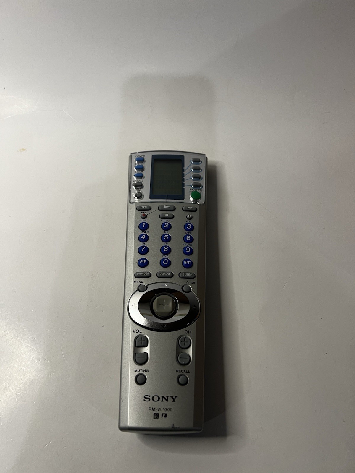 SONY RM-Vl1000 with 2 AA Batteries, Free Shipping