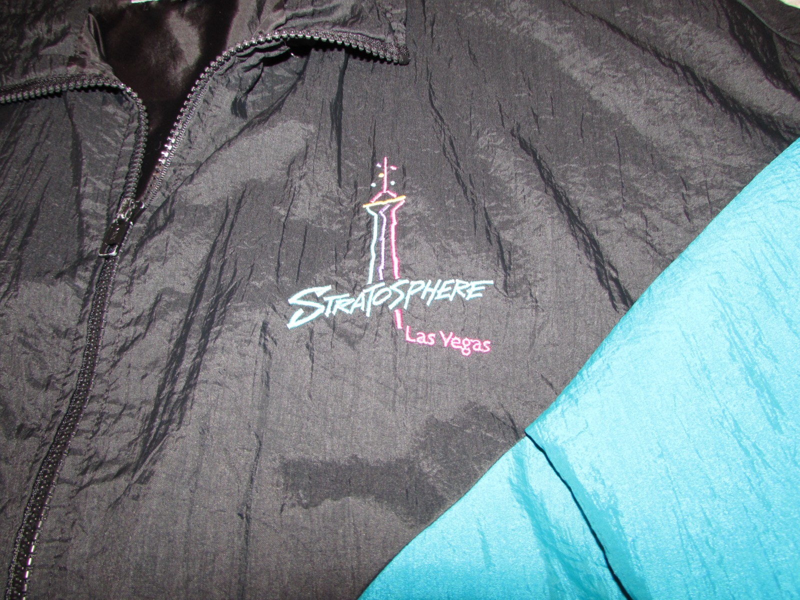 Stratosphere Las Vegas Vintage Girard Embroidered 2 Pocket Full Zip Jacket Lrg