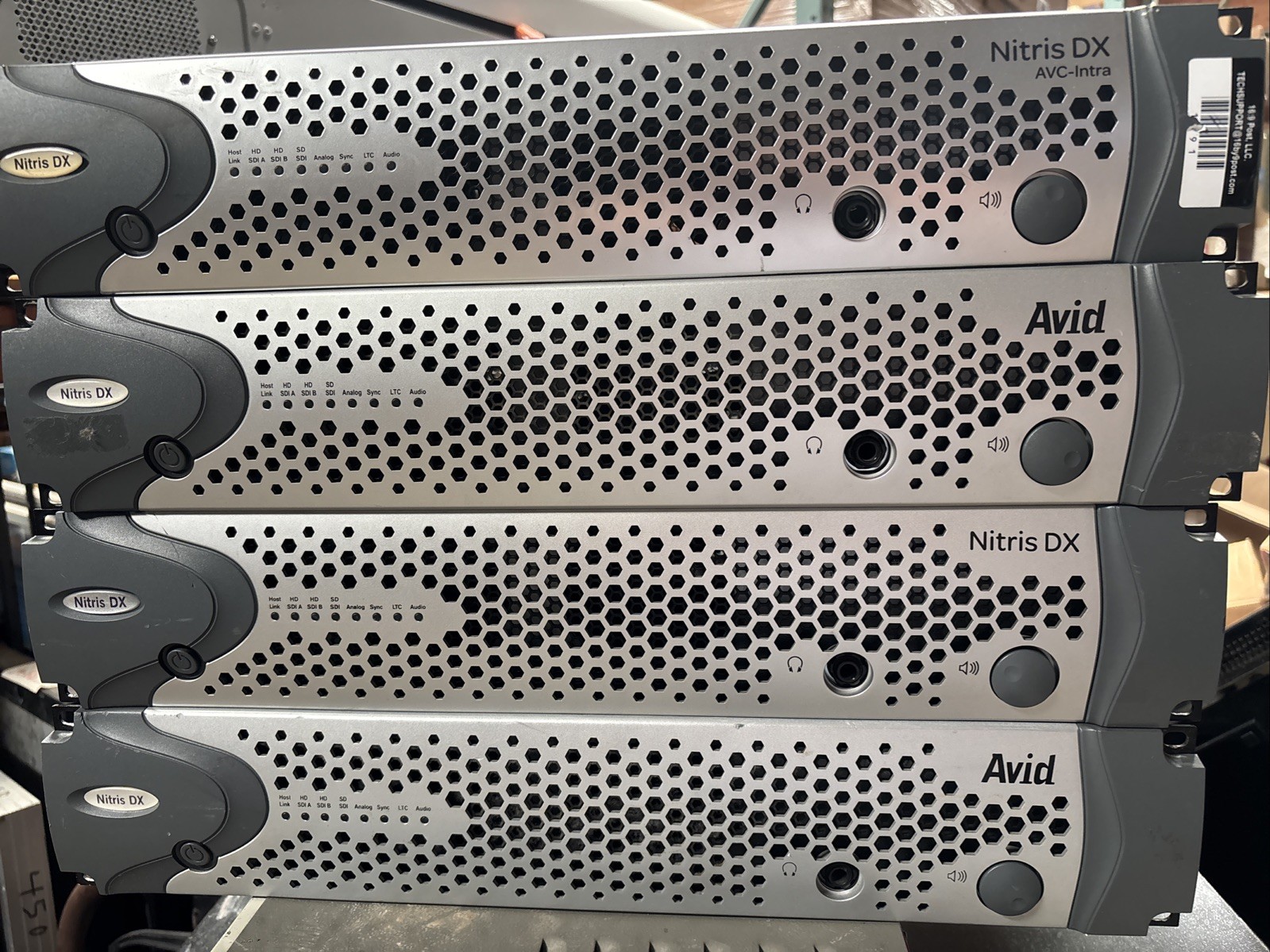 Avid Technology 7020-30008-XX Nitris DX Audio Video Interface Box