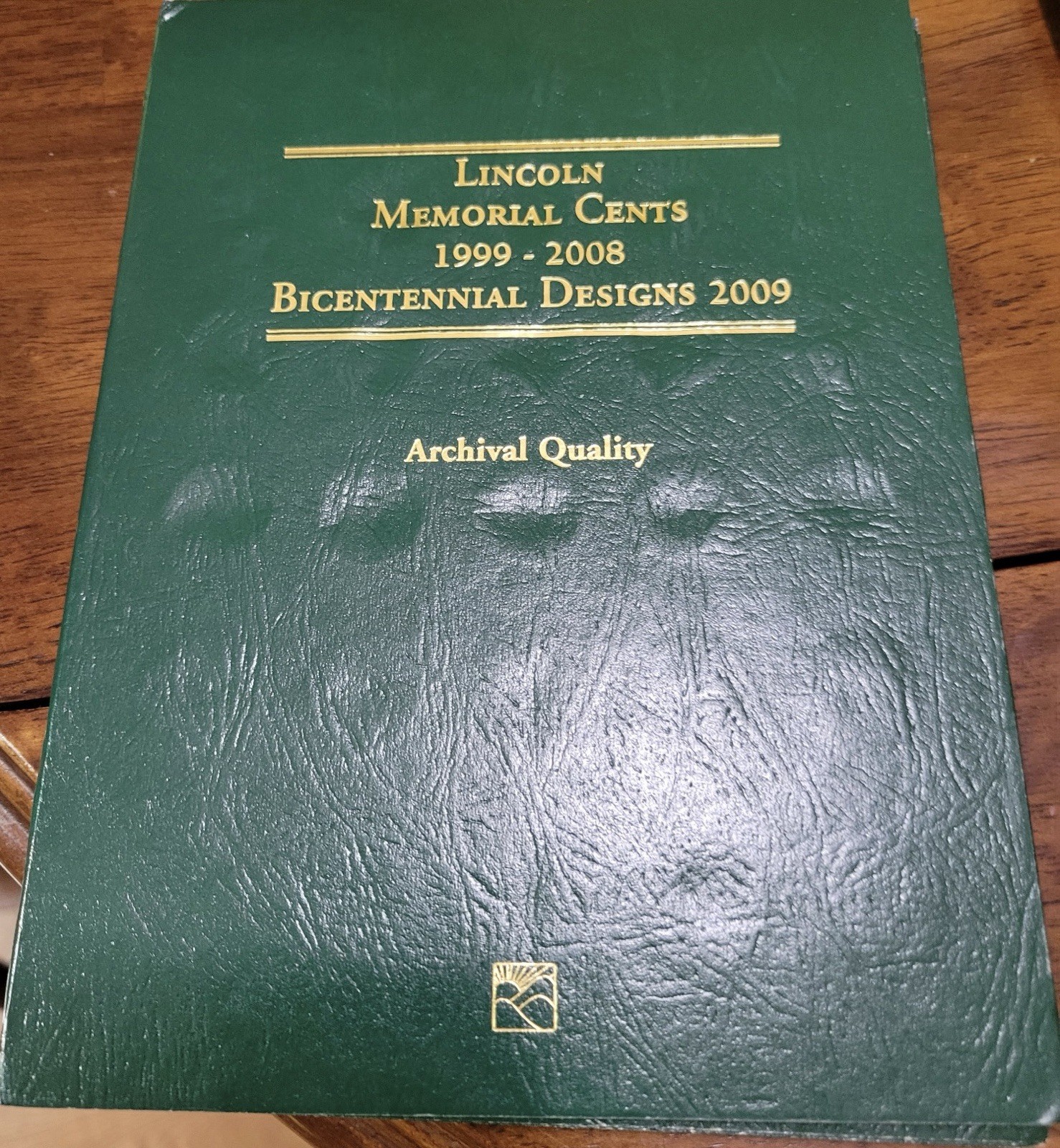 Lincoln Memorial Cents 1999-2008 Bicentennial Designs 2009 Book Collection