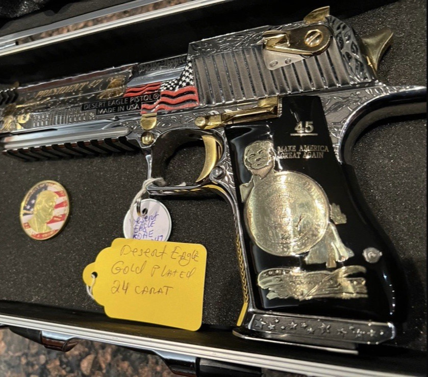 Desert Eagle Grip Trump Gold