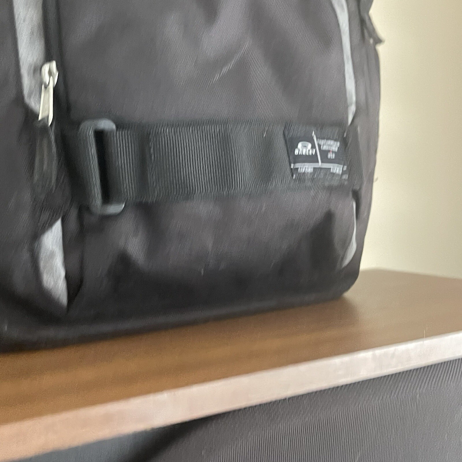 OAKLEY - Enduro 2.0 30L Backpack 17" Laptop - School College Backpack