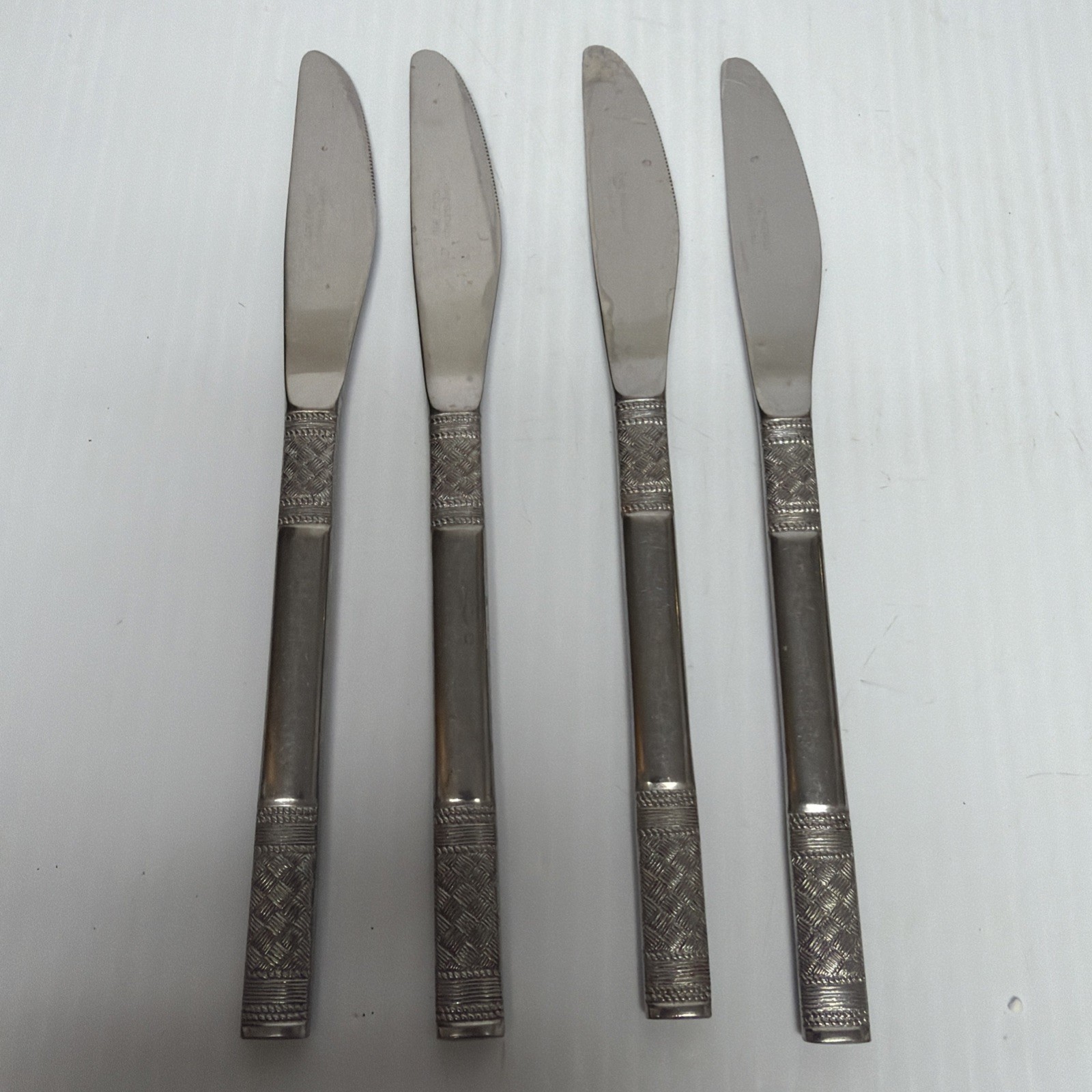 4-Vintage THE CELLAR Flatware CLF6 Basket Weave Design Knives Japan