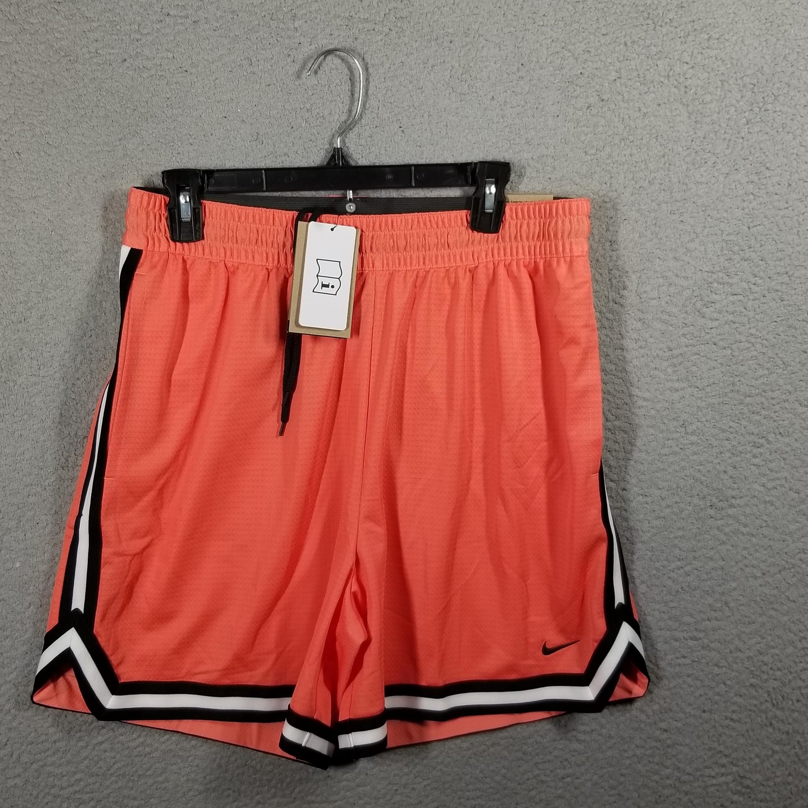 Nike DNA Men's Dri-FIT 6" UV Woven Basketball Shorts Large FV4933-643 SAMPLE