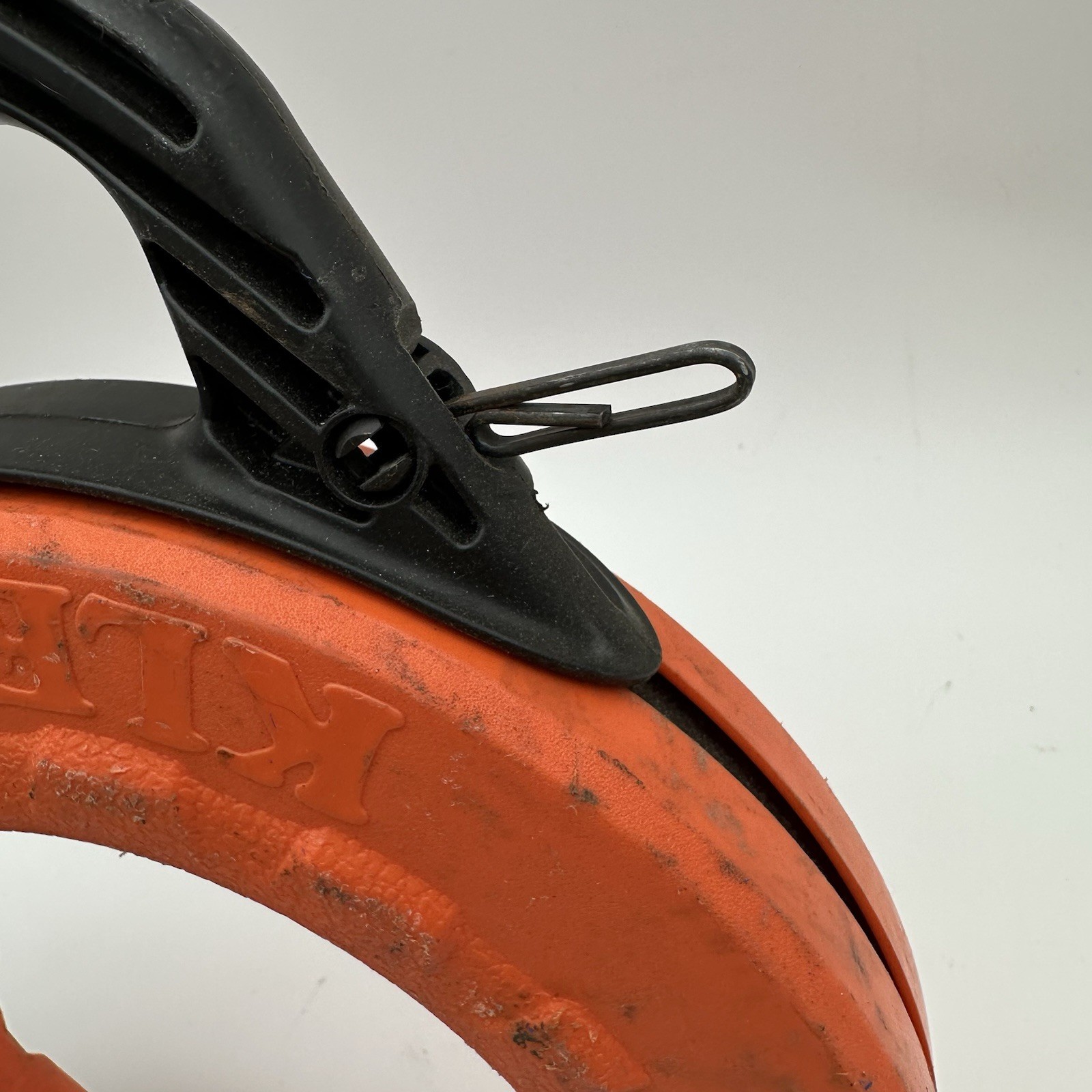 Klein Tools 56002 65' x 1/8" Wide Steel Pull Line Fish Tape
