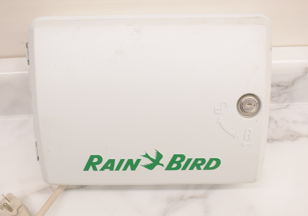 Rain Bird ESP-SMTe Smart Modular Irrigation Sprinkler Controller 4 Zone - USED