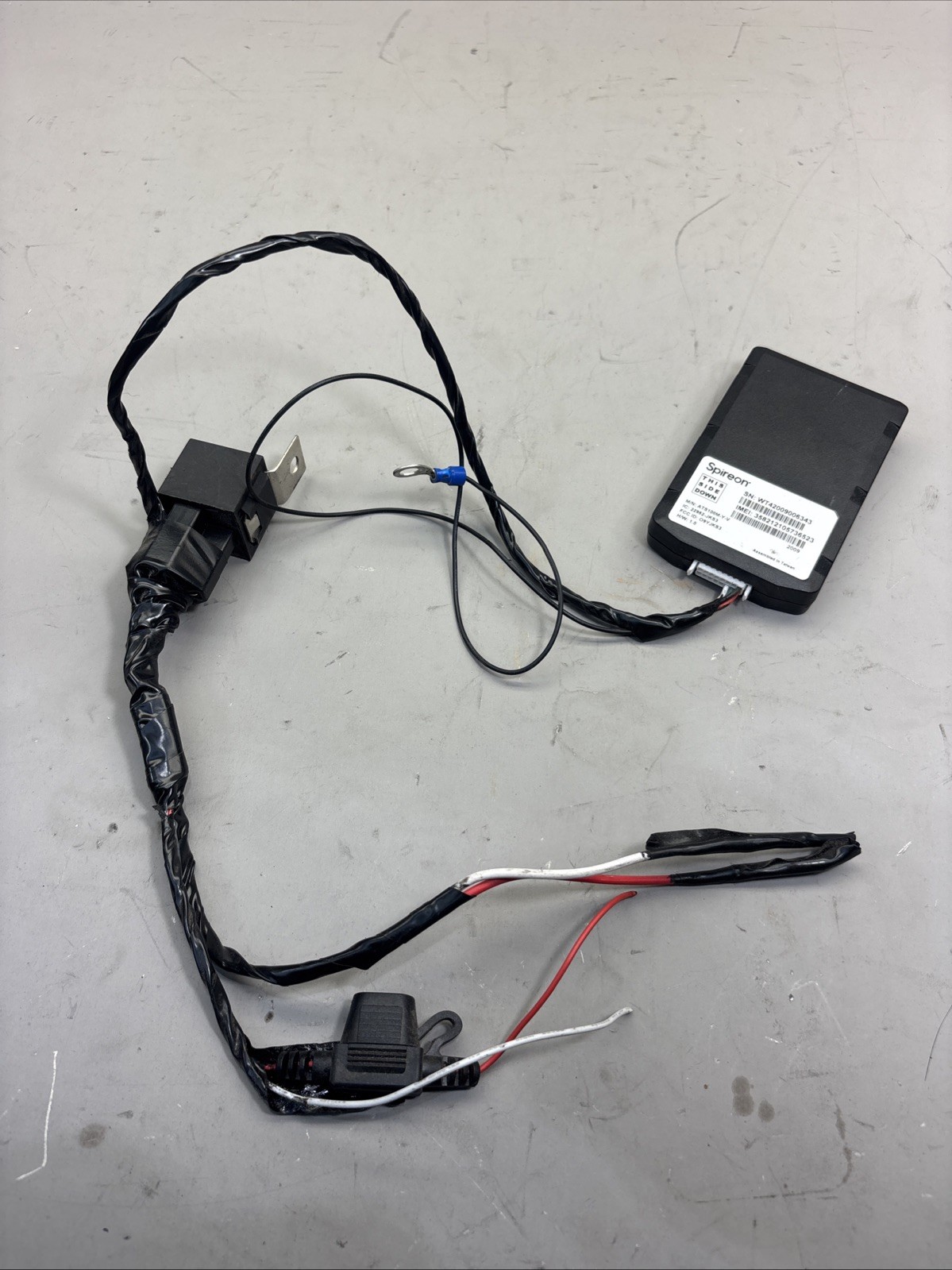 Spireon ATS100M-Y-V GPS Vehicle Tracking Device