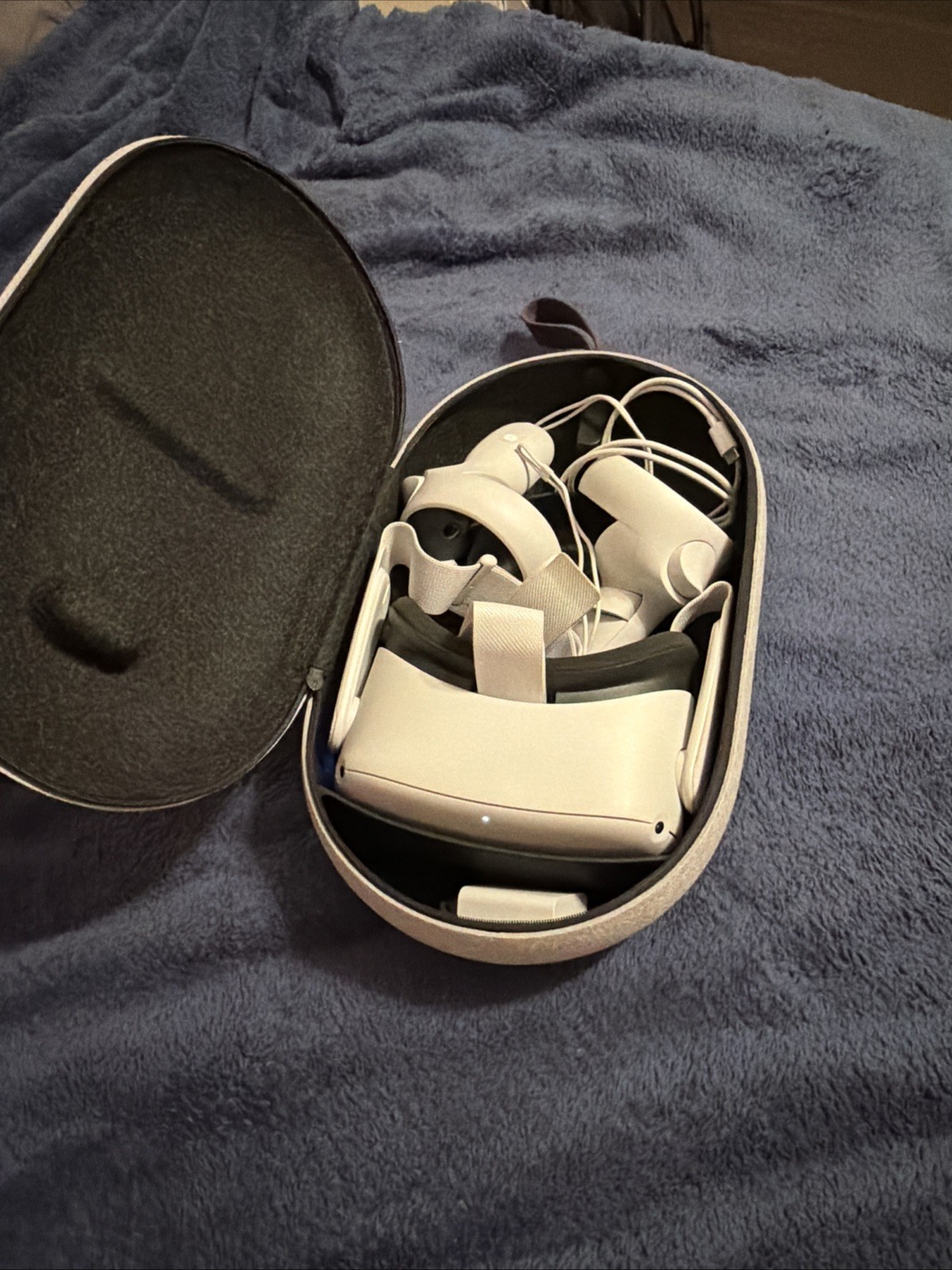 OCULUS QUEST 2 VR HEADSET 128GB MINT