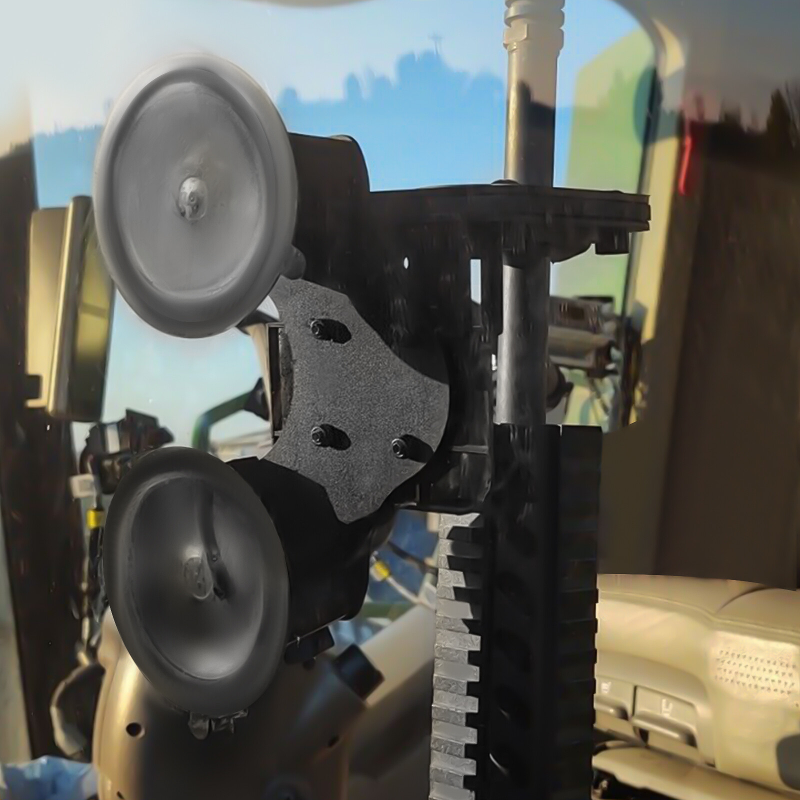 Adjustable Gun Holder For Tractor Truck UTV Suction Cup Mount For Windshield