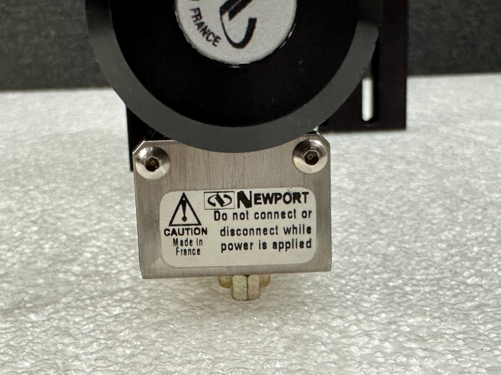 Newport Linear Vertical Stage Z413A ENCODER:5V MOTOR: UE31CC FREE SHIPPING 🚚