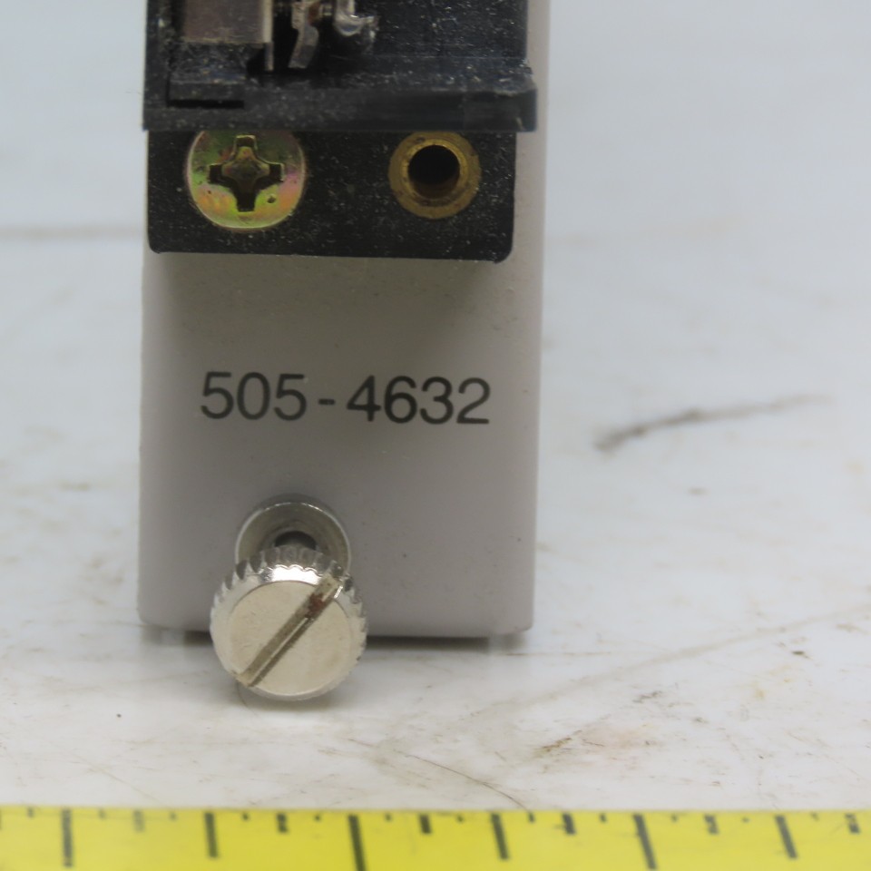 Siemens Texas Instruments 505-4632 Digital Output Module PLC Card Board 24-110V