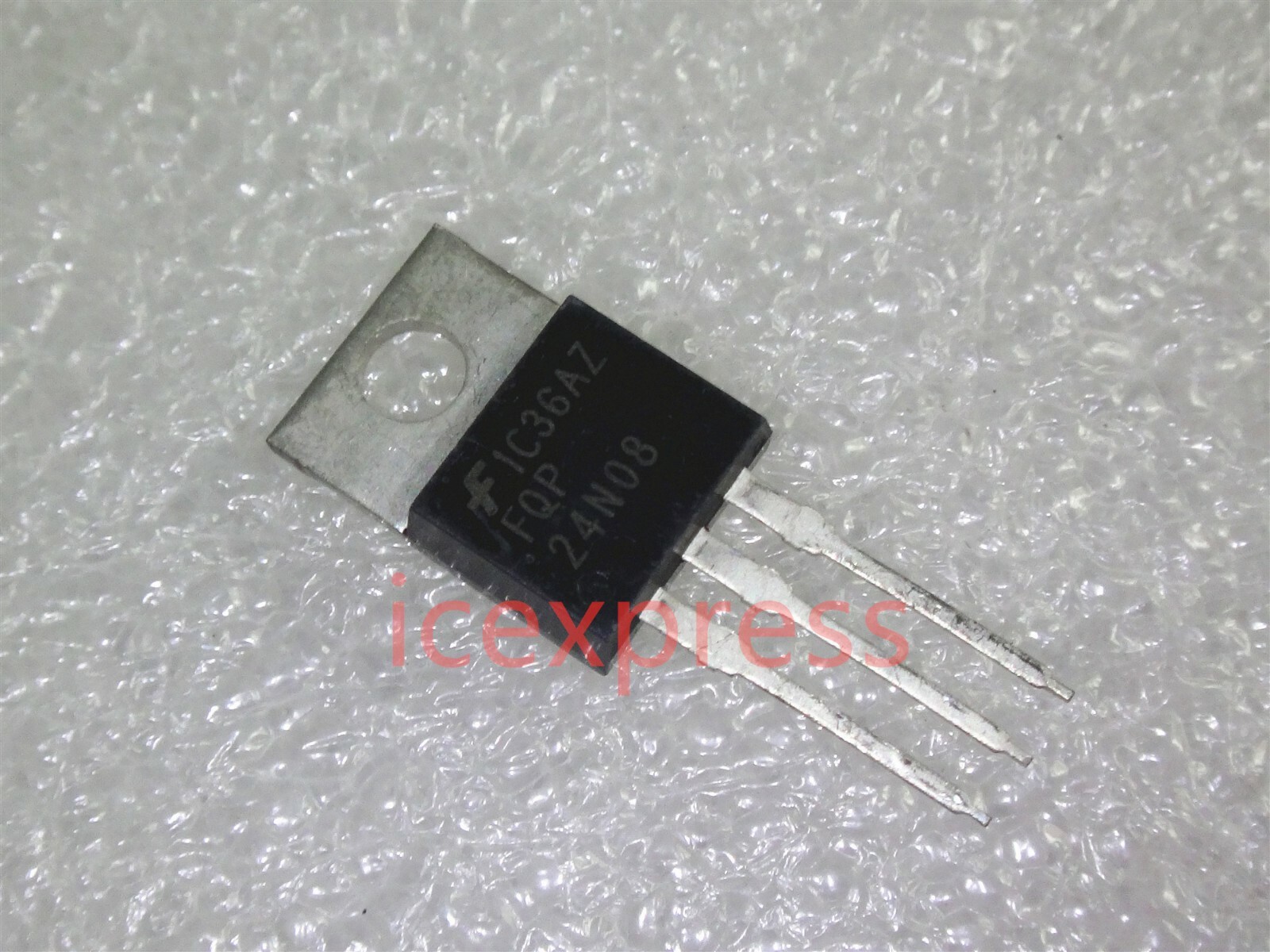 10PCS FQP24N08 TO-220