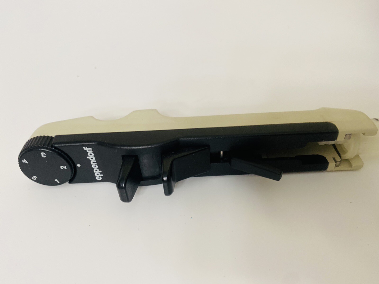 Eppendorf Multi-Dispenser Pipette