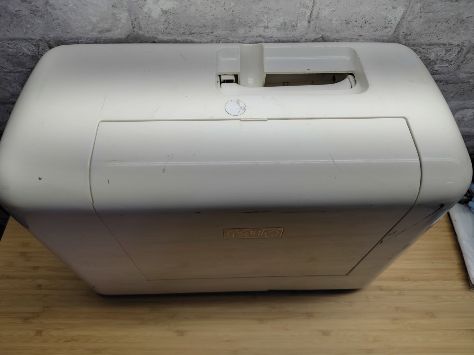 Baby Lock ESi-2 Esante Sewing & Embroidery Machine