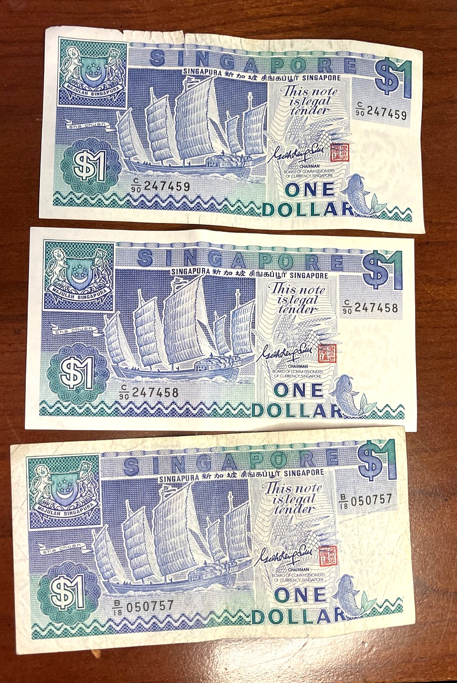 Singapore 1 Dollar Banknote (1987) - Sailing Ship - Satellite Dish - qty 3 #272