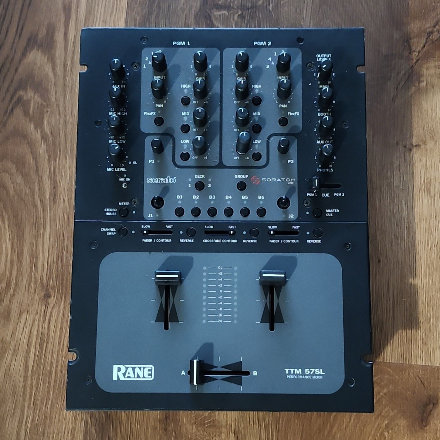 Rane TTM 57SL Serato Scratch Live 2-Channel DJ Mixer Replaceable Crossfader