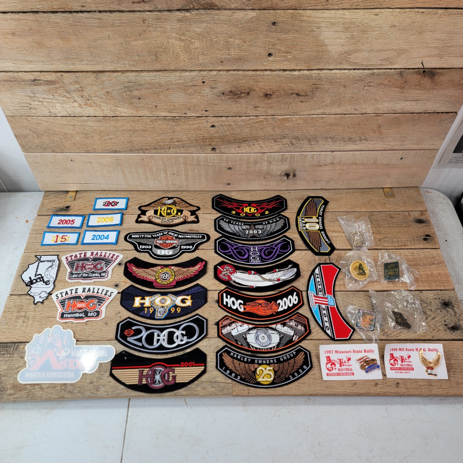Large Harley HOG Patch Lot 25 Year Member Rally Missouri Pins 1997-2010