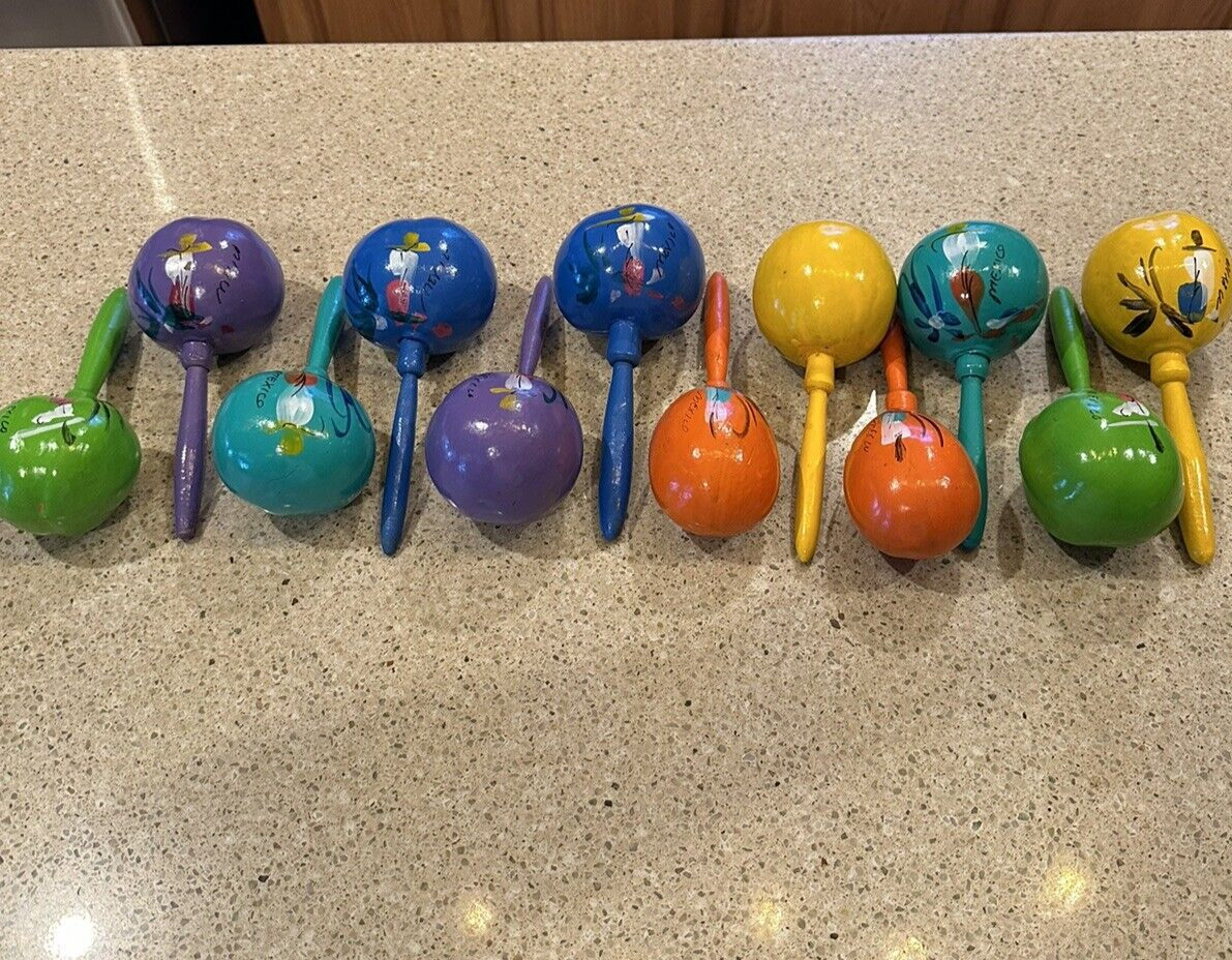 Handcrafted Mexican Souvenir Hand Painted Maracas Percussion Instrument (12)