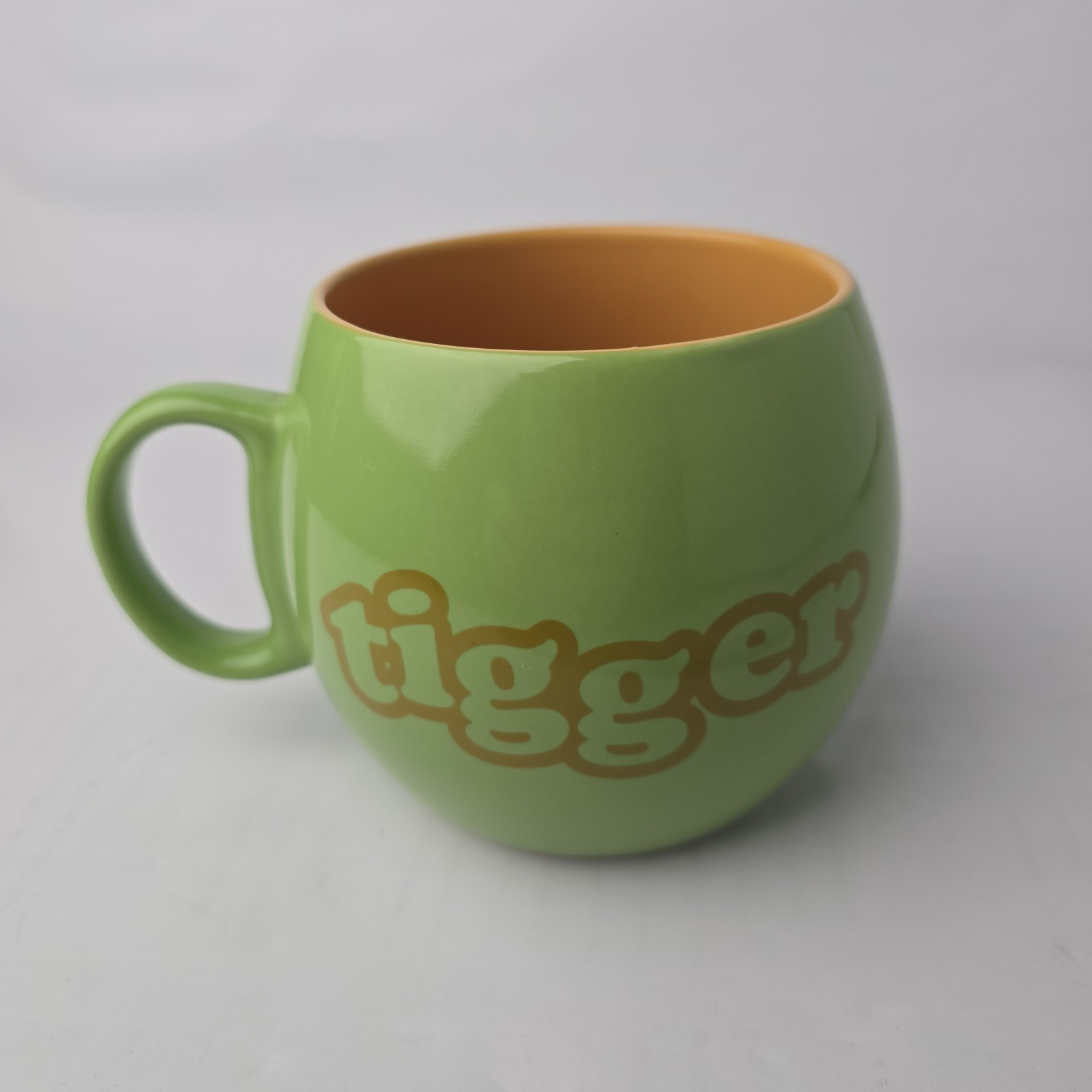 Disney Tigger large mug, never used with label
