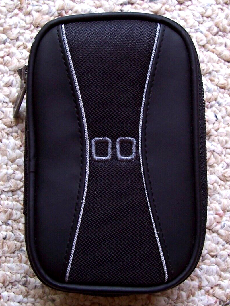 Ninendo DS Game Case Black Zip Around